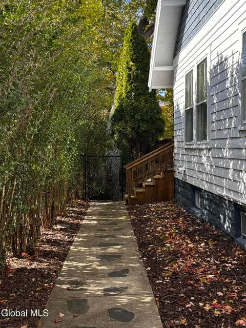 226 N Greenbush Road, photo 5