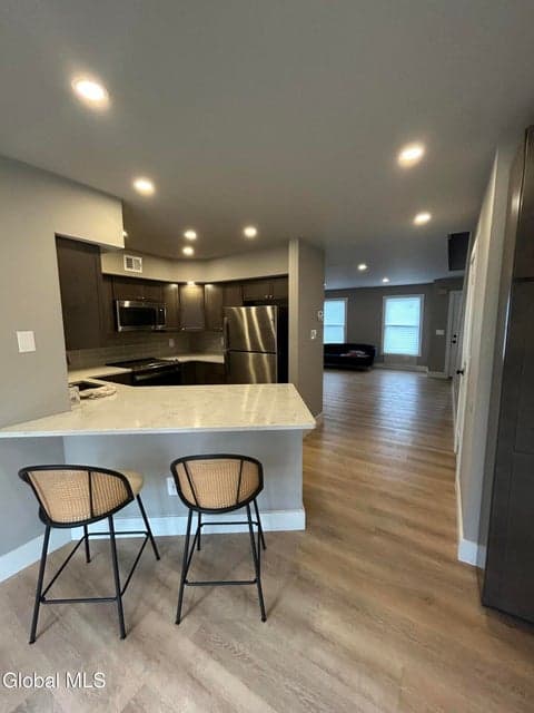 24 Minuteman Court, photo 5