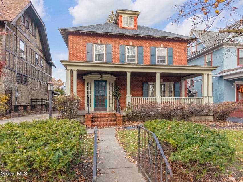 1347 Union Street, photo 1