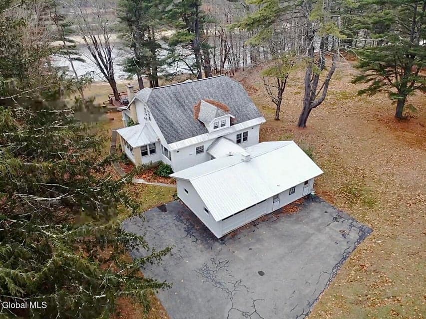 635 Old State Road, photo 2