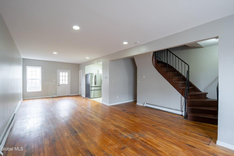 67 Ingalls Avenue, photo 5