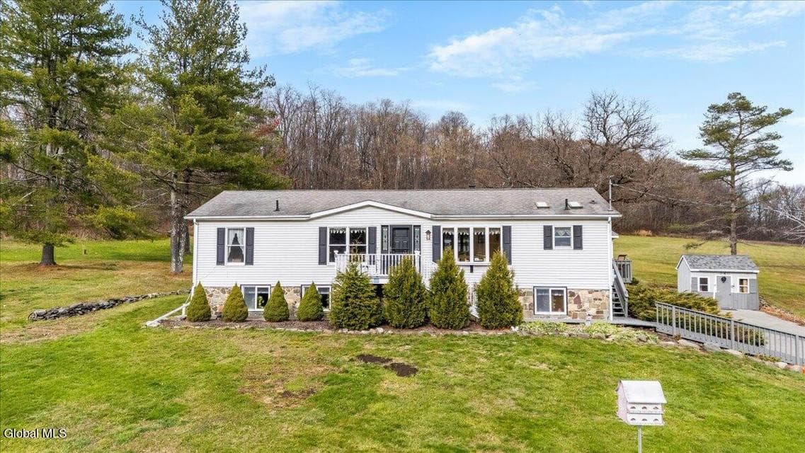 858 Stone Bridge Road, photo 1