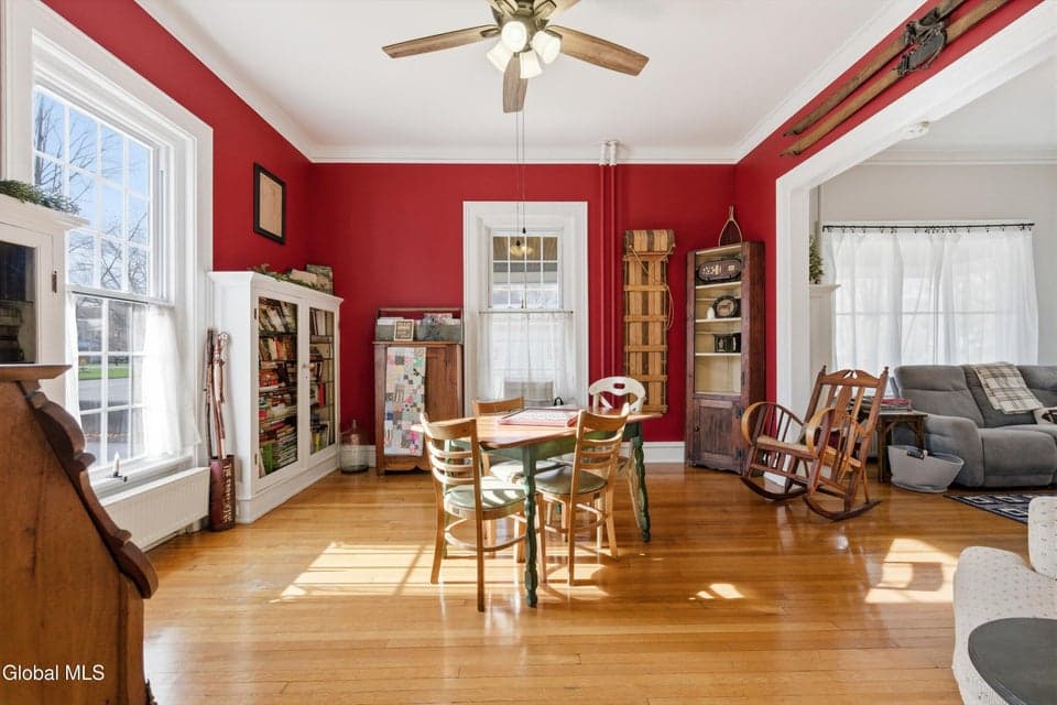 30 W Main Street, photo 4