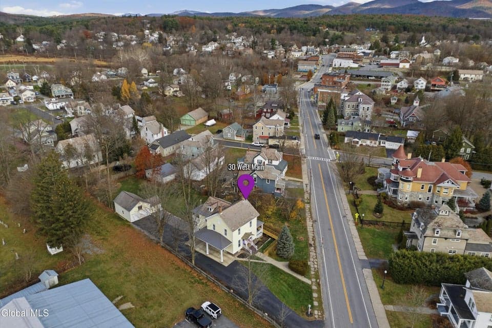 30 W Main Street, photo 3