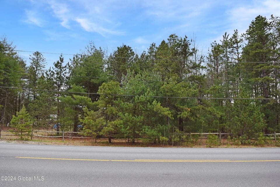 L46A Reynolds Road, photo 1