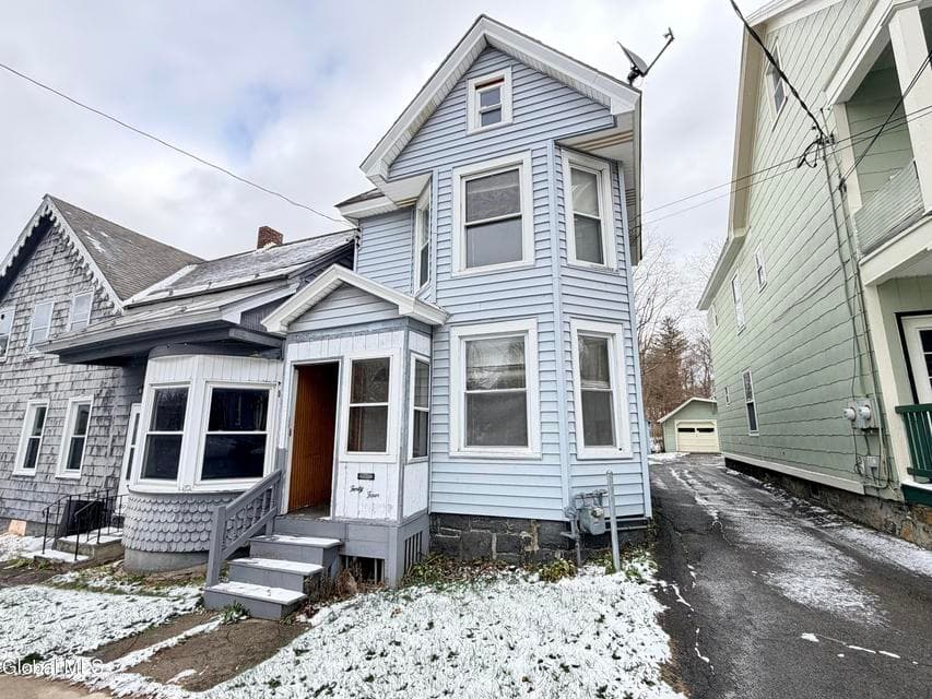 44 S Perry Street, photo 1