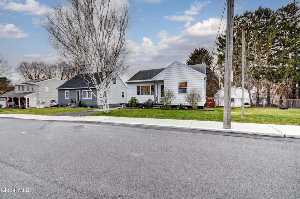 1 Julia Street, photo 2