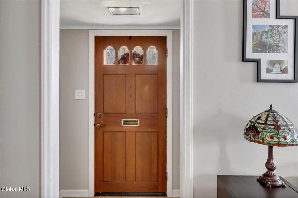1157 McClellan Street, photo 2