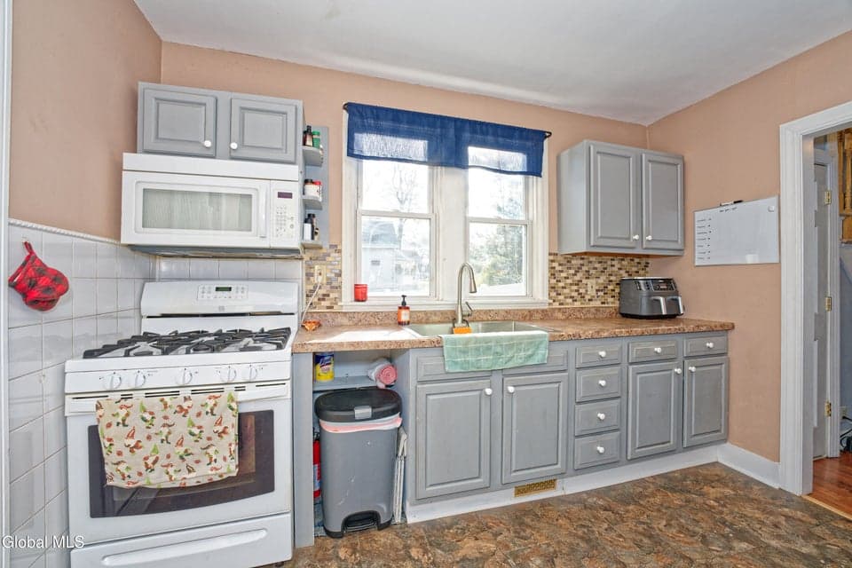 145 Berkshire Boulevard, photo 5