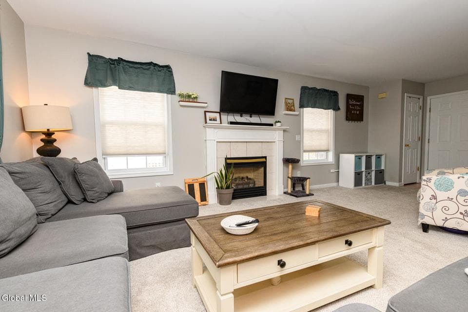 15 Erie Court, photo 5