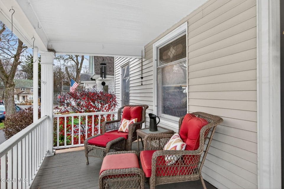 4 Grant Avenue, photo 4