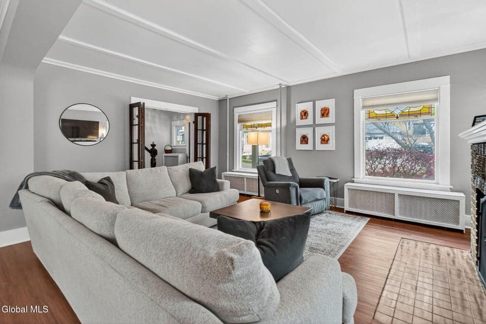 4 Grant Avenue, photo 5