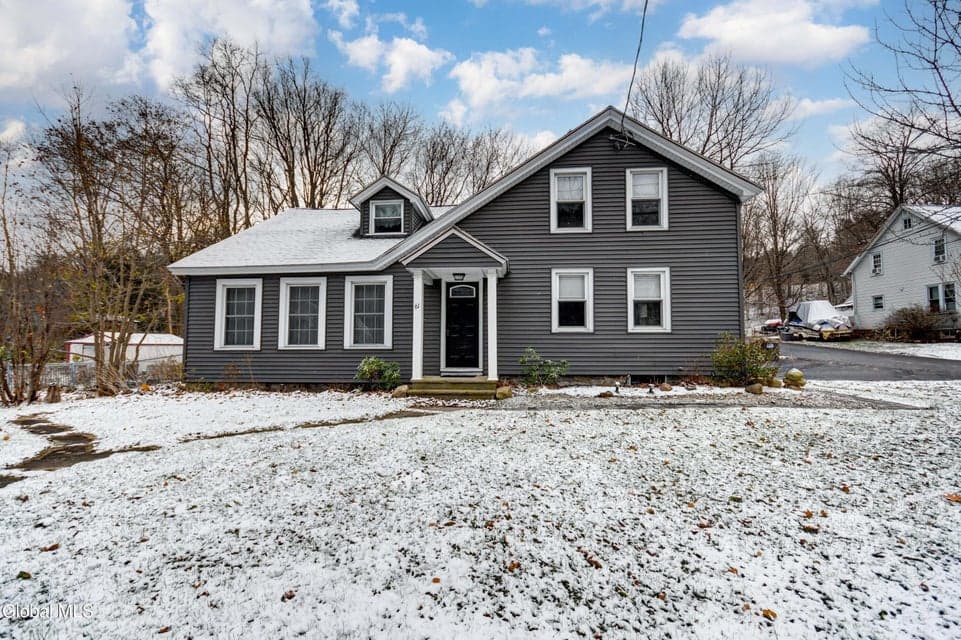 61 Fort Johnson Avenue, photo 1