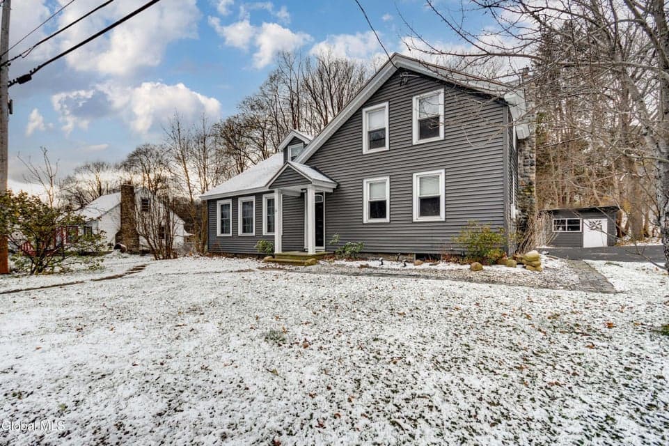 61 Fort Johnson Avenue, photo 2