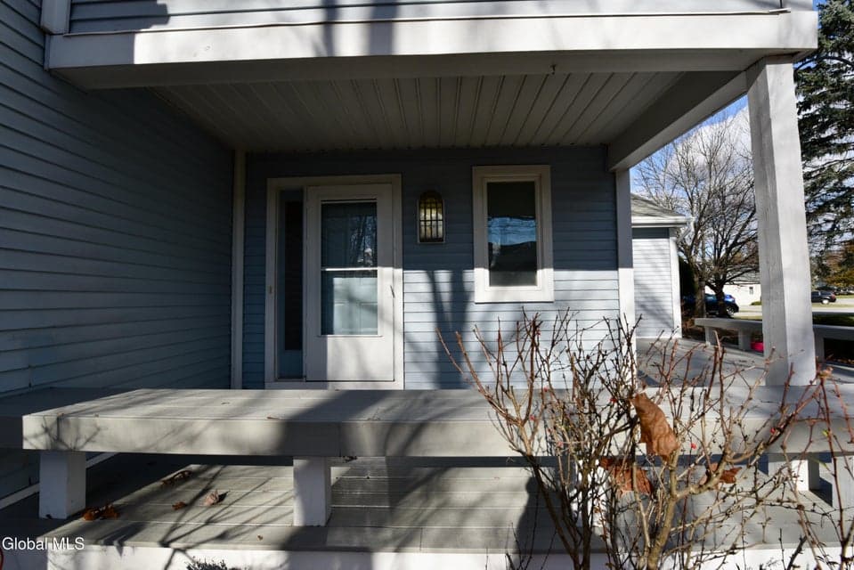 73 Pepper Lane, photo 2