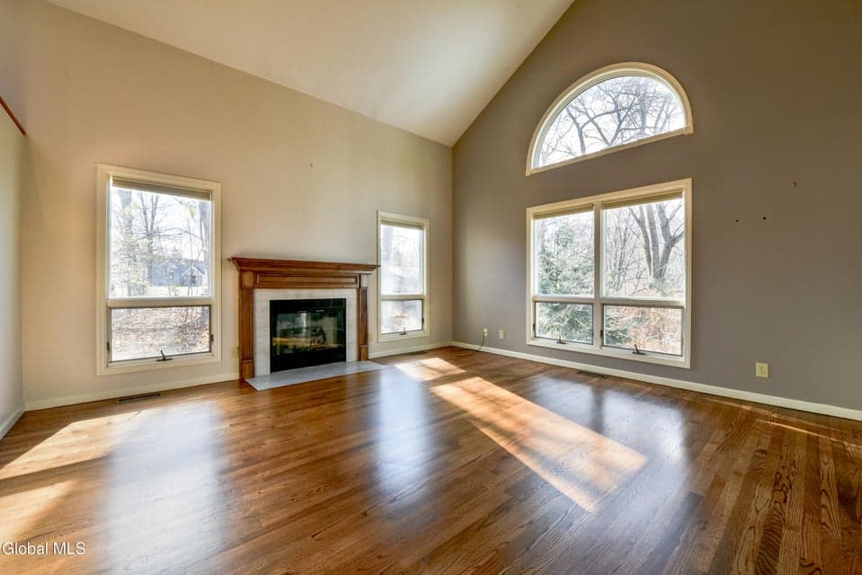 73 Pepper Lane, photo 4
