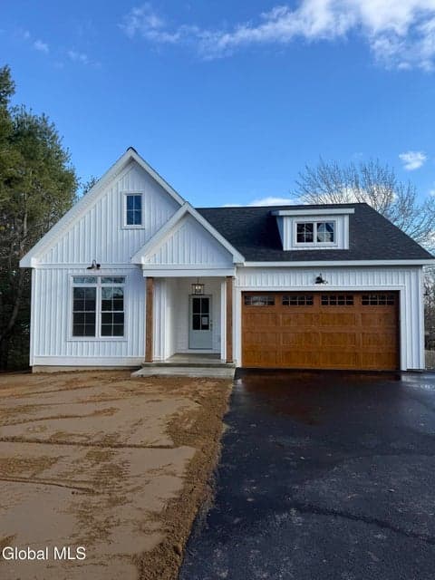 49 Pleasant Street, Cohoes, NY 12047, photo 1