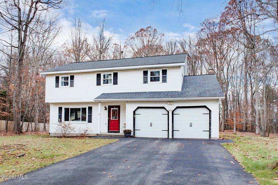 101 Wineberry Lane, photo 1