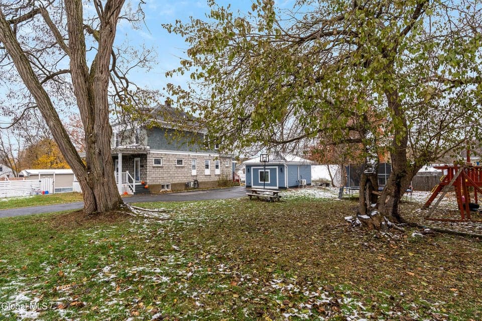 44 Fairmont Avenue, photo 2