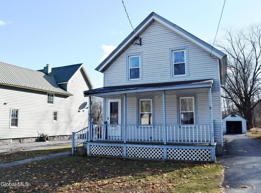 79 Boulevard Street, photo 1