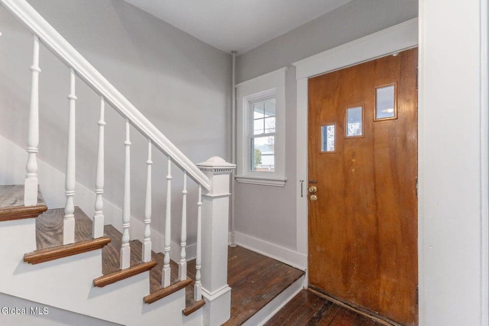 596 Morris Street, photo 5