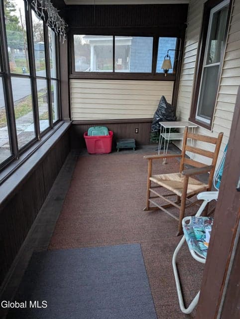10 Shaper Avenue, photo 2