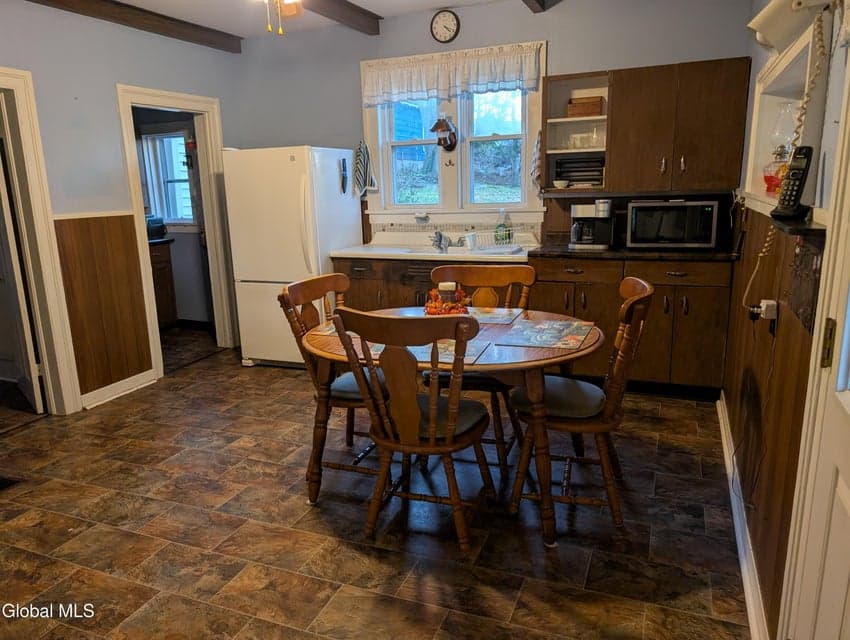 10 Shaper Avenue, photo 4