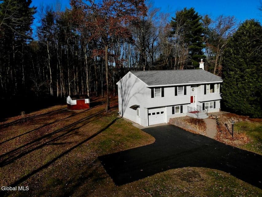 5 Birchtree Lane, photo 3