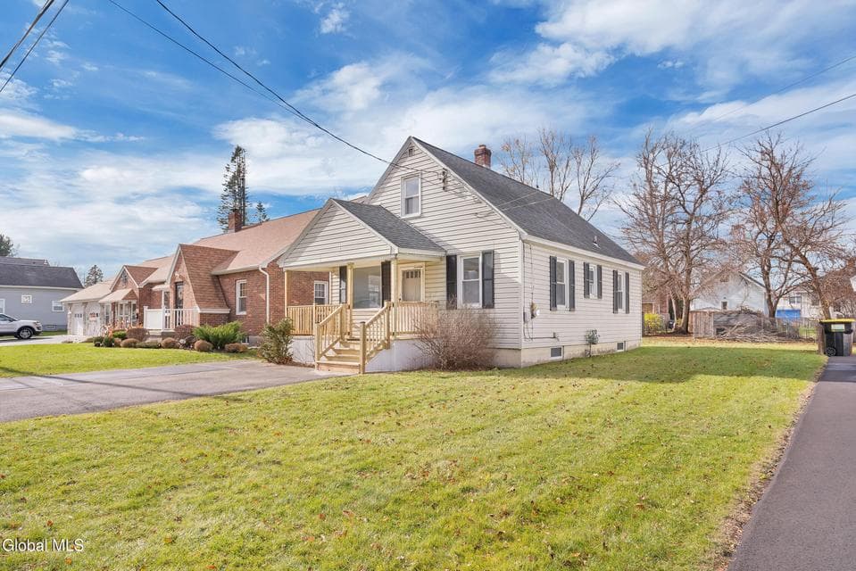 1264 Floral Avenue, photo 1