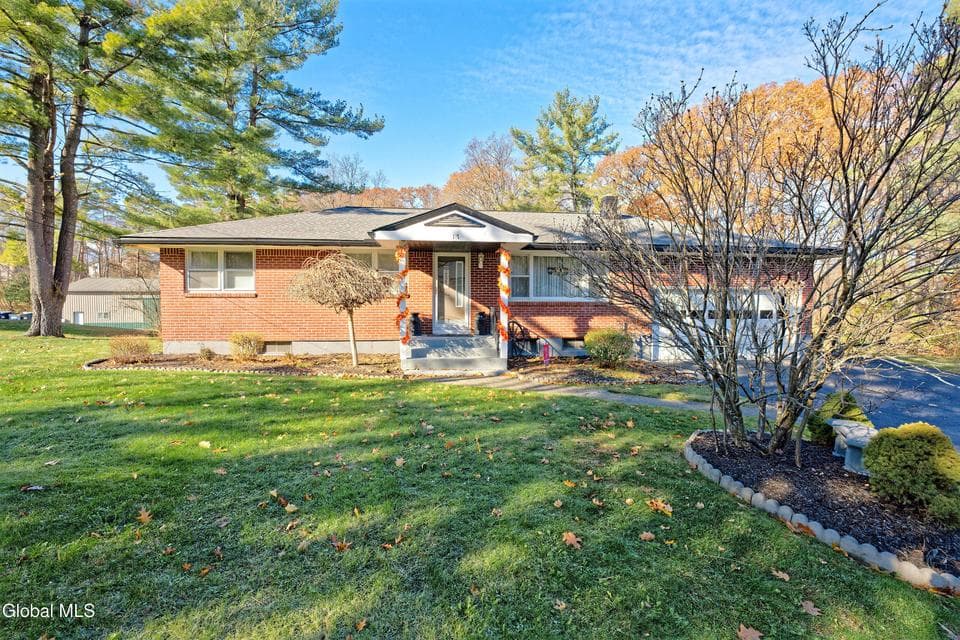 17 Midland Road, photo 1