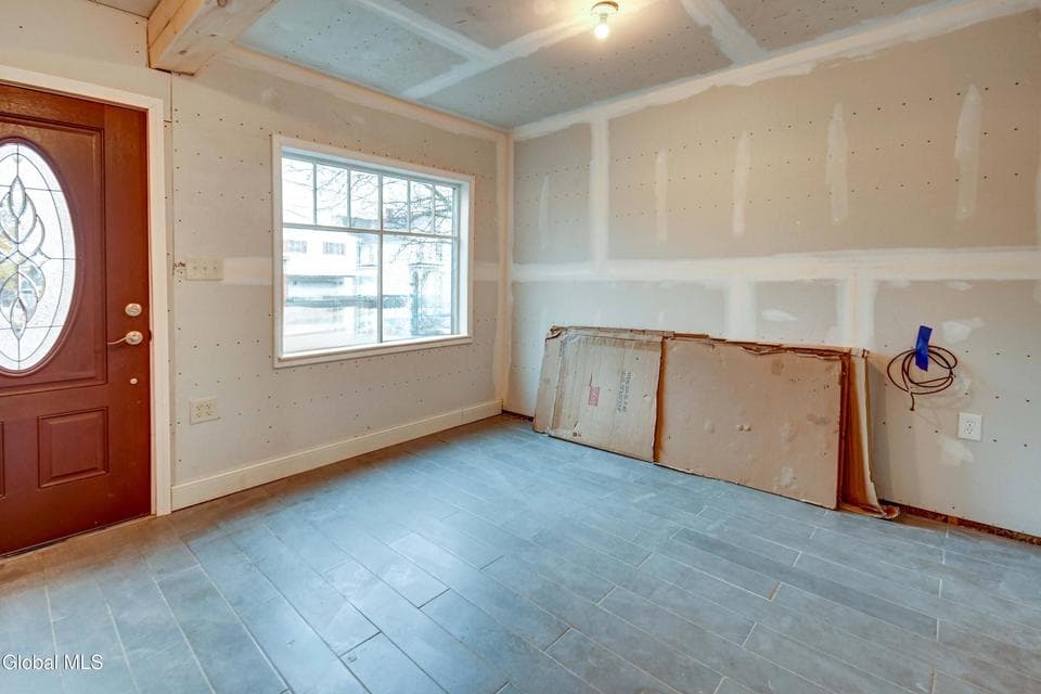 51 Columbia Street, photo 5