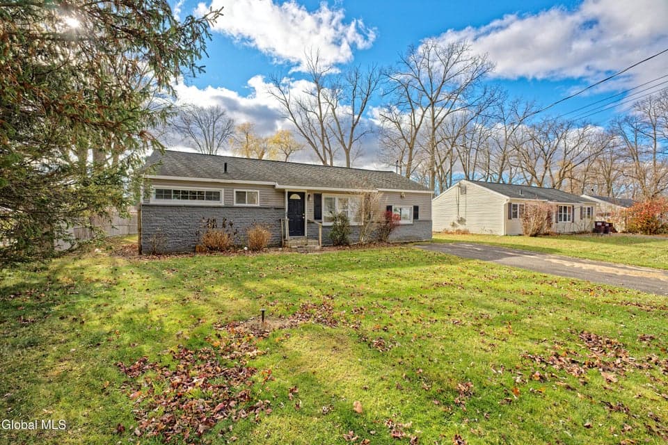 13 Winslow Drive, photo 2