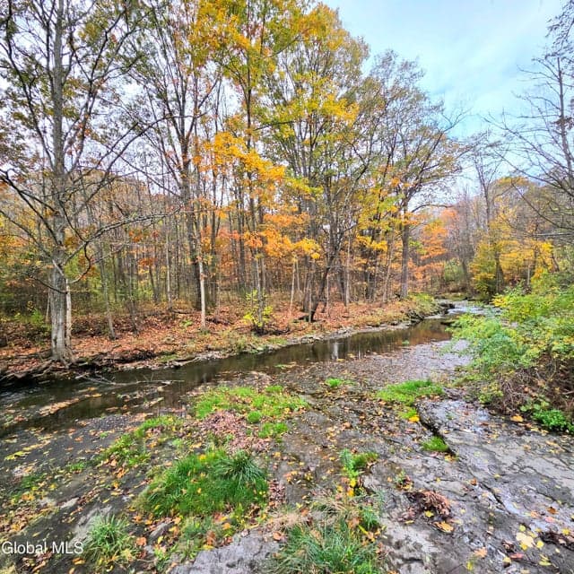 L53 Tarrytown Road