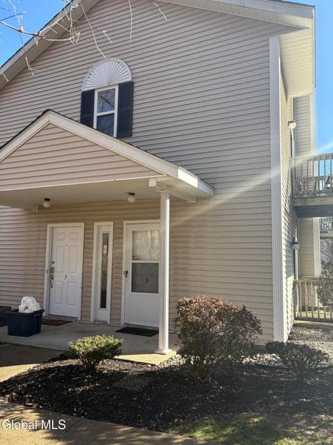 1208 Greenwich Drive, photo 4