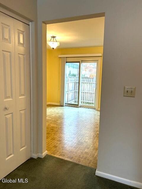 148 Williamsburg Court, photo 5