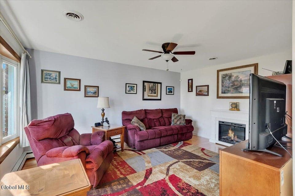 22 Maxwell Street, photo 2