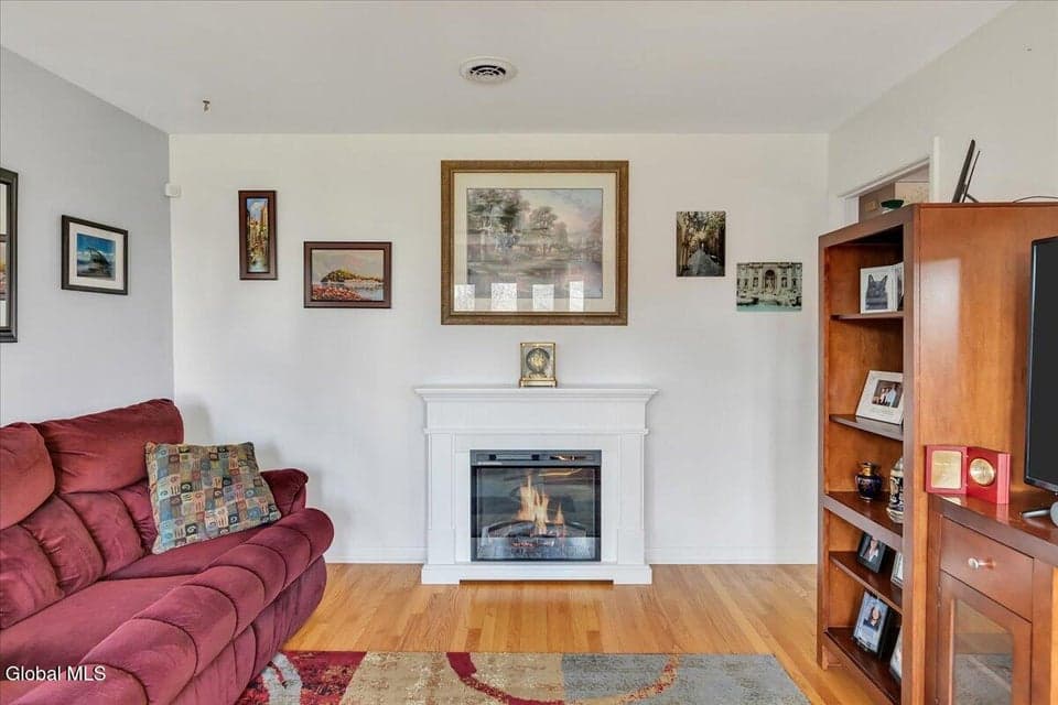 22 Maxwell Street, photo 3