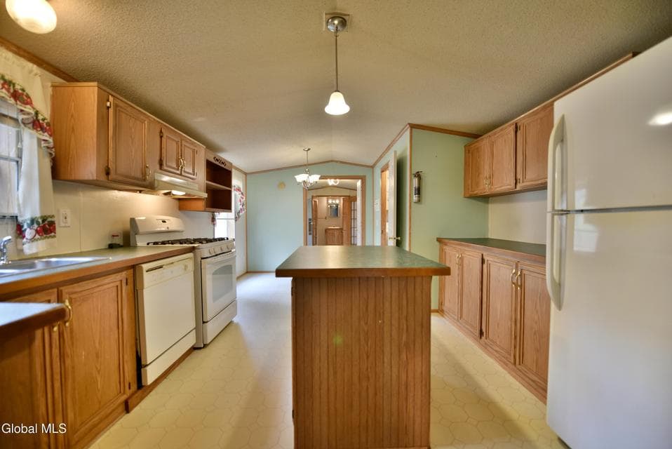 2868 NY-29, photo 5
