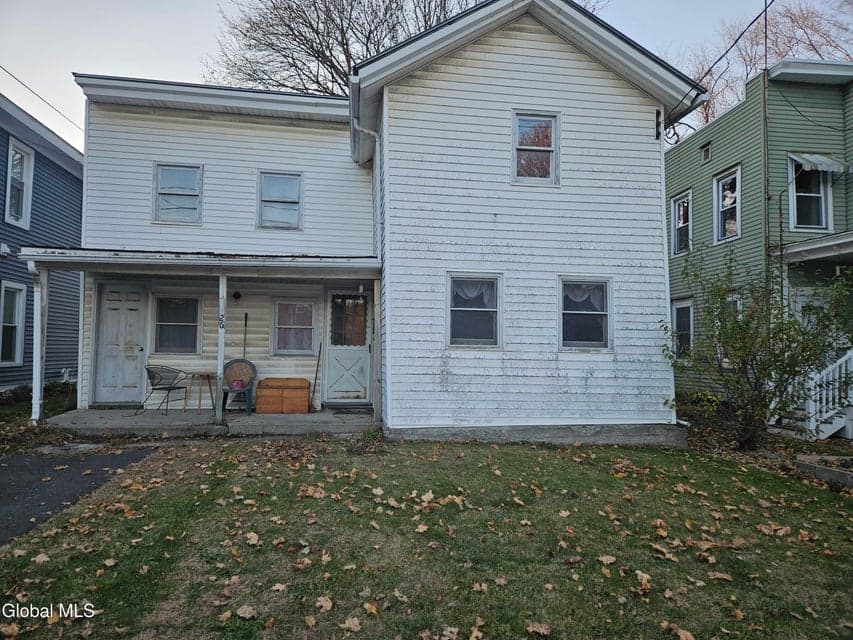 26 Lyman Street, photo 1