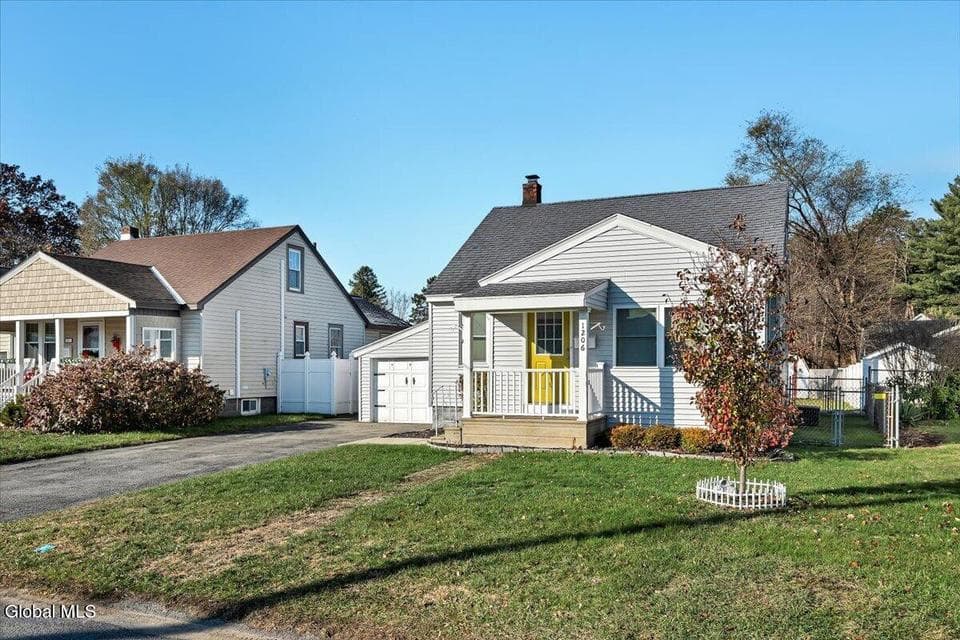1206 Trinity Avenue, photo 3