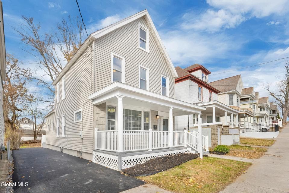 215 Furman Street, photo 4