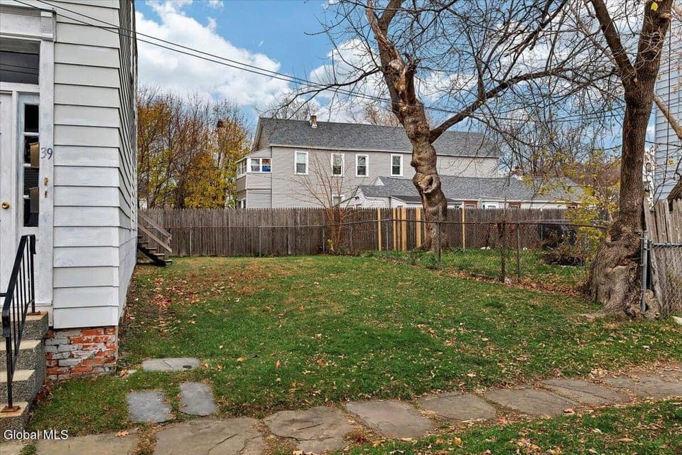 39 111th Street, photo 4