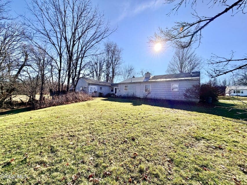 127 Sulphur Springs Road, photo 4