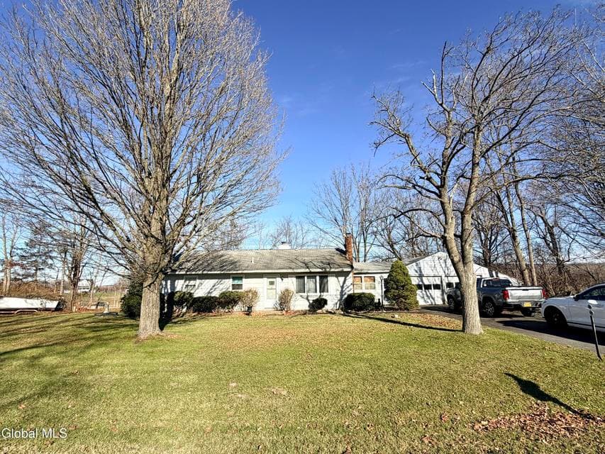 127 Sulphur Springs Road, photo 1