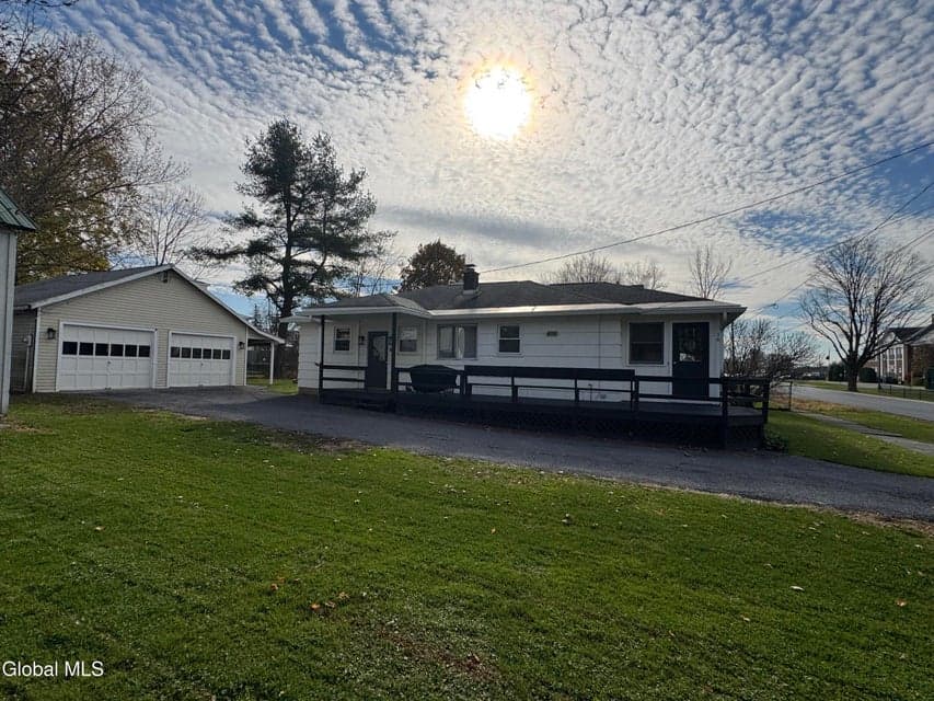 16 Catherine Street, photo 1