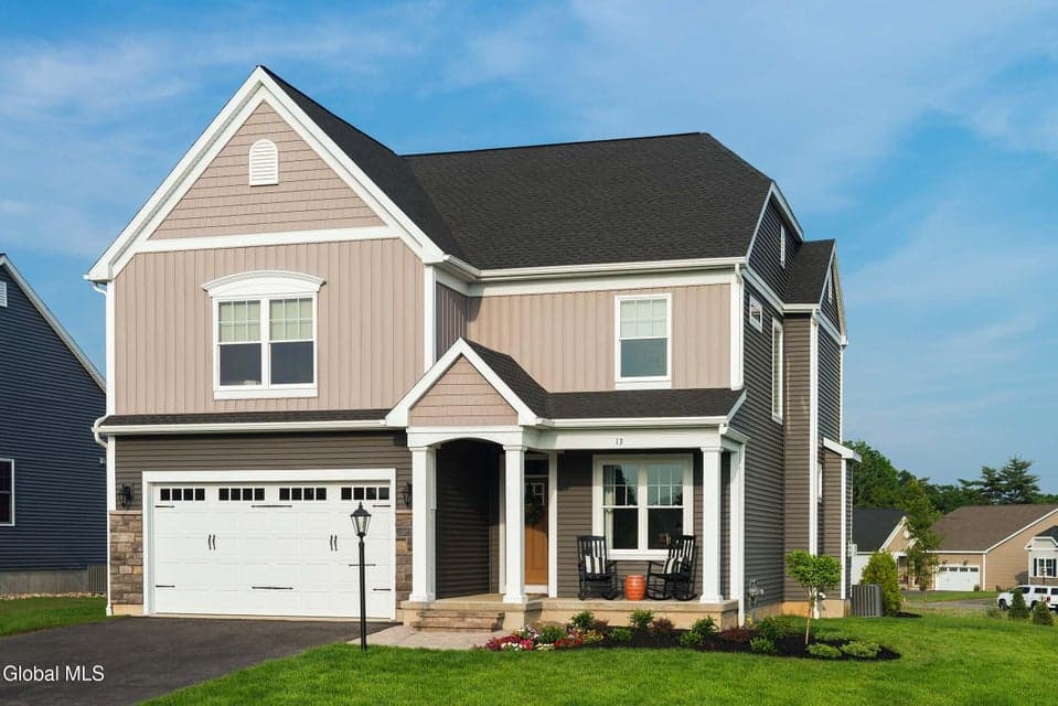 17 Chloes Way, photo 1