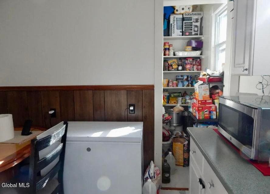 1610 Avenue A, photo 4