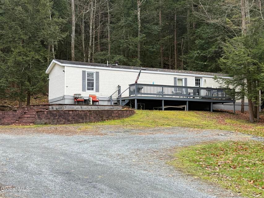 63-140 LeMayville Way, photo 2