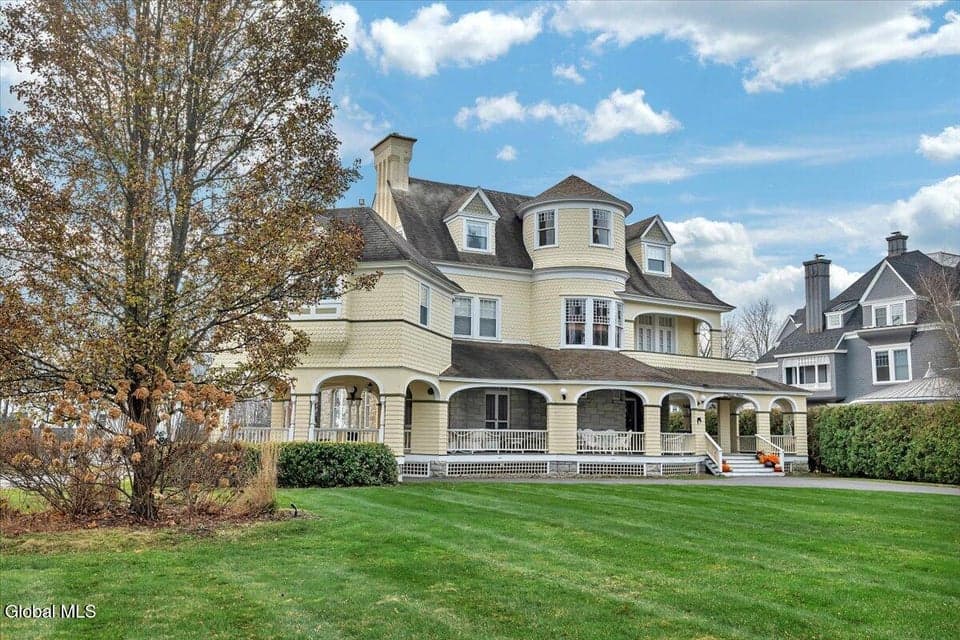 2 Clement Avenue, photo 4