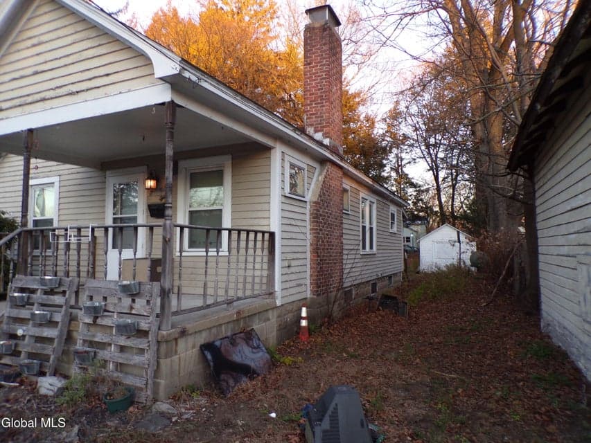 17 Liberty Place, photo 4